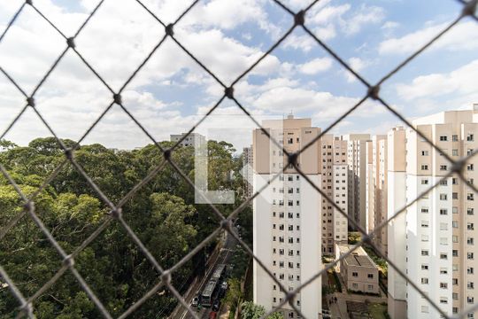Vista do Quarto 2 de apartamento para alugar com 2 quartos, 42m² em Jardim Sao Saverio, São Paulo