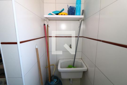 Casa de Condomínio para alugar com 2 quartos, 51m² em Maracanã, Praia Grande