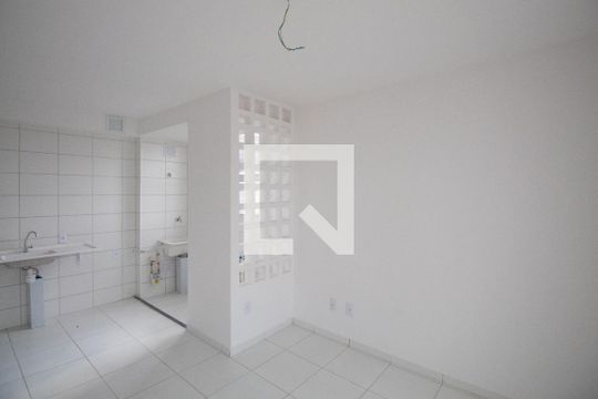 Sala de apartamento para alugar com 2 quartos, 53m² em Parque Vitoria, São Paulo