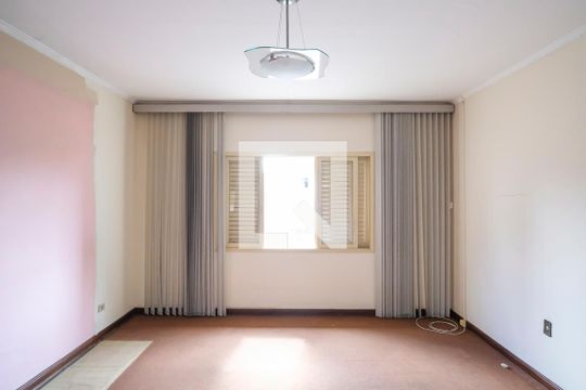 Quarto 1 de casa à venda com 3 quartos, 200m² em Osvaldo Cruz, São Caetano do Sul