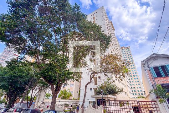Fachada de apartamento à venda com 1 quarto, 43m² em Pinheiros, São Paulo