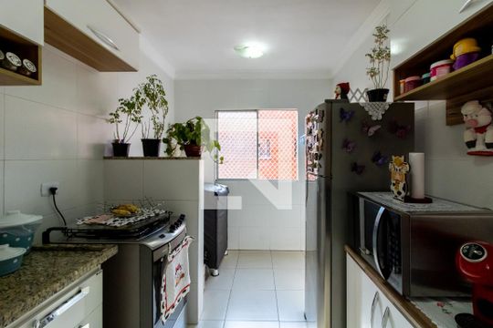 Cozinha de apartamento para alugar com 2 quartos, 55m² em Vila Progresso, Guarulhos