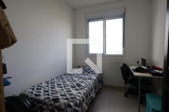 Quarto 1 de apartamento à venda com 2 quartos, 43m² em Jardim Monte Alegre, Taboão da Serra