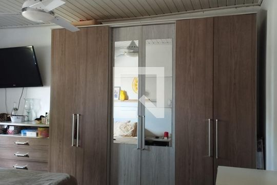 Quarto 2 de casa à venda com 3 quartos, 160m² em Canudos, Novo Hamburgo