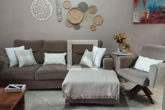 Sala de casa à venda com 3 quartos, 160m² em Canudos, Novo Hamburgo