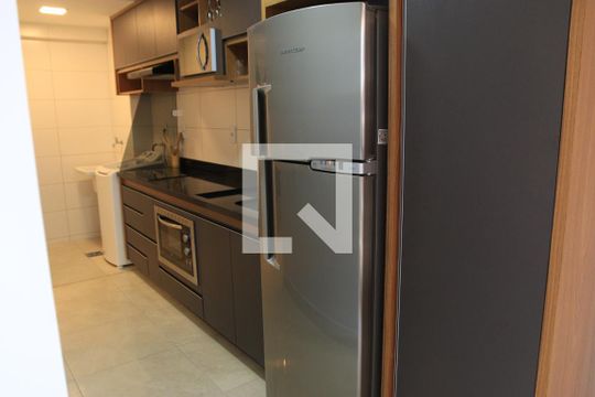 Cozinha e Área de Serviço de apartamento para alugar com 1 quarto, 46m² em Setor Marista, Goiânia