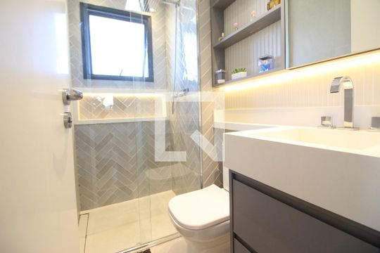 Banheiro da Suíte 1 de apartamento à venda com 2 quartos, 78m² em Centro, Osasco