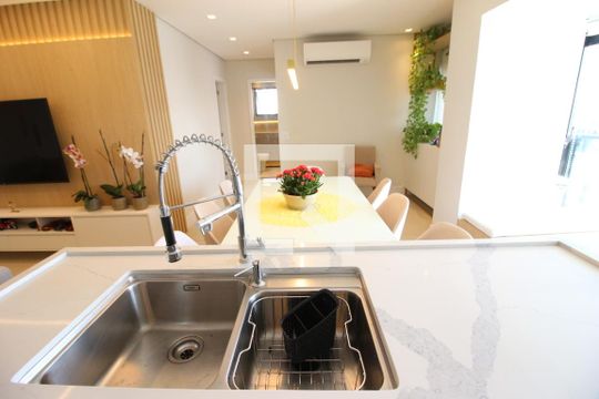 Cozinha de apartamento à venda com 2 quartos, 78m² em Centro, Osasco