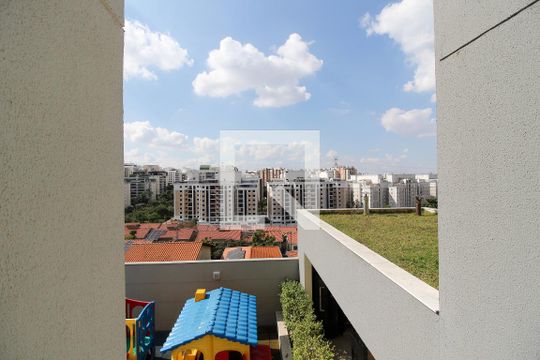 Vista do Quarto 2 de apartamento para alugar com 3 quartos, 76m² em Vila São Silvestre, São Paulo
