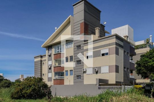 Fachada de apartamento para alugar com 2 quartos, 81m² em Lagoa Pequena, Florianópolis