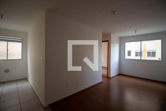 Apartamento para alugar com 2 quartos, 48m² em Parada Xv de Novembro, São Paulo