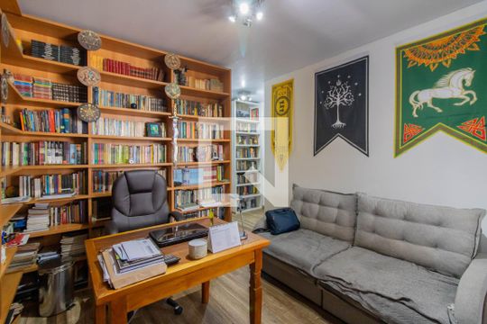 Escritorio de casa à venda com 2 quartos, 367m² em Vila Augusta, Guarulhos