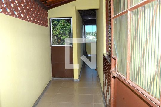 Área externa de casa à venda com 2 quartos, 580m² em Dom Silverio, Belo Horizonte