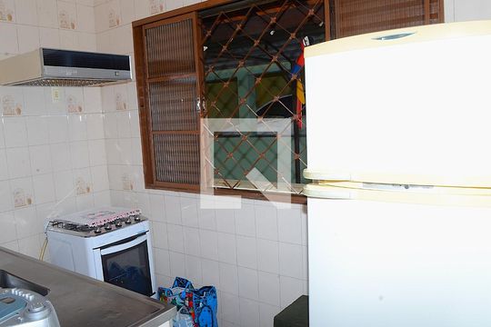 Cozinha de casa à venda com 2 quartos, 580m² em Dom Silverio, Belo Horizonte