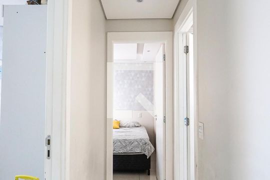 Corredor dos quartos de apartamento à venda com 2 quartos, 47m² em Jardim America da Penha, São Paulo