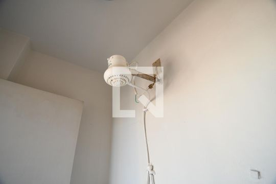Banheiro de serviço de apartamento à venda com 2 quartos, 124m² em Vila Itapura, Campinas
