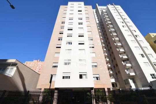 Fachada  de apartamento à venda com 2 quartos, 124m² em Vila Itapura, Campinas