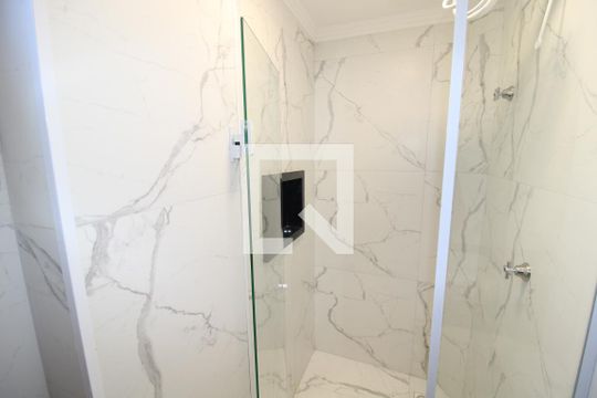 Banheiro de casa para alugar com 2 quartos, 60m² em Vila Dom Pedro Ii, São Paulo