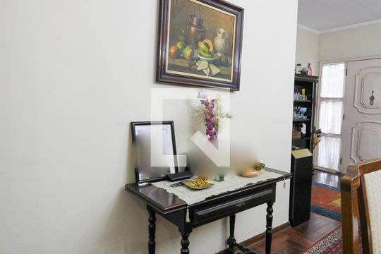 Saleta de casa à venda com 4 quartos, 346m² em Vila Inglesa, São Paulo