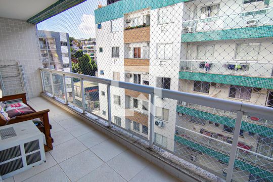 Varanda de apartamento à venda com 4 quartos, 130m² em Anil, Rio de Janeiro