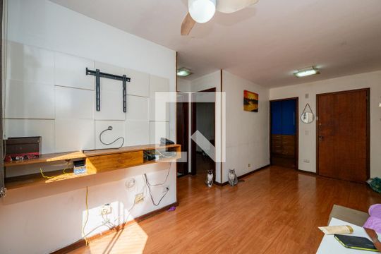 Sala de apartamento para alugar com 3 quartos, 65m² em Jabaquara, São Paulo