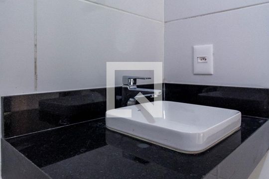 Lavabo de casa de condomínio à venda com 3 quartos, 209m² em Cidade Jardim, São Paulo