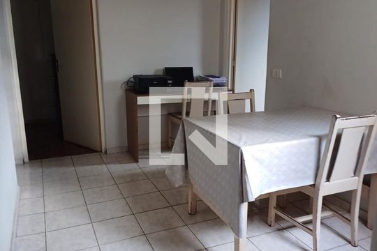 Cozinha de apartamento à venda com 2 quartos, 60m² em Jardim Pacaembu, Campinas