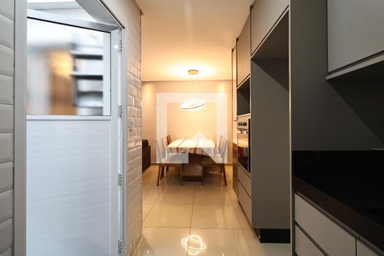 Cozinha de apartamento à venda com 2 quartos, 52m² em Vila América, Santo André