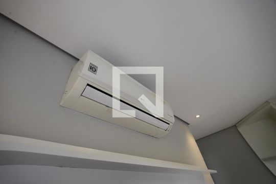 Suíte de apartamento para alugar com 2 quartos, 63m² em Vila Monumento, São Paulo