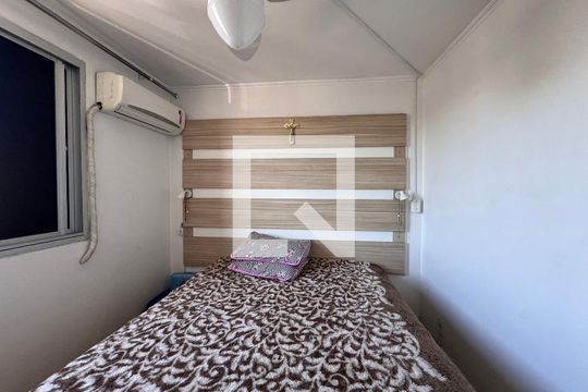 Quarto de apartamento à venda com 2 quartos, 48m² em Campina, São Leopoldo