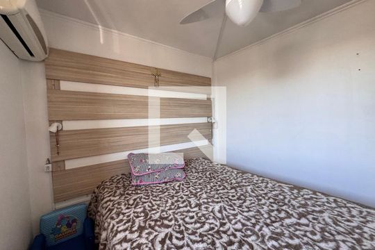 Quarto de apartamento à venda com 2 quartos, 48m² em Campina, São Leopoldo