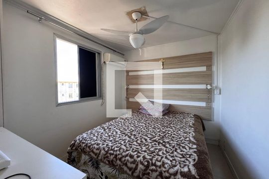 Quarto de apartamento à venda com 2 quartos, 48m² em Campina, São Leopoldo
