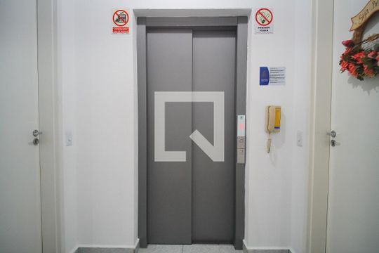 Hall de apartamento para alugar com 2 quartos, 56m² em Rondônia, Novo Hamburgo