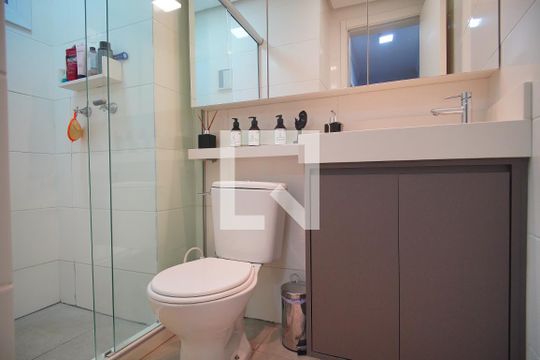 Banheiro de apartamento para alugar com 2 quartos, 56m² em Rondônia, Novo Hamburgo