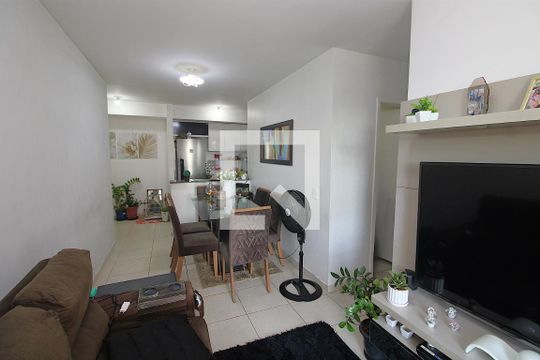 Sala de apartamento à venda com 3 quartos, 66m² em Cachambi, Rio de Janeiro