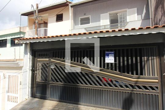 Fachada de casa à venda com 3 quartos, 210m² em Nova Petrópolis, São Bernardo do Campo