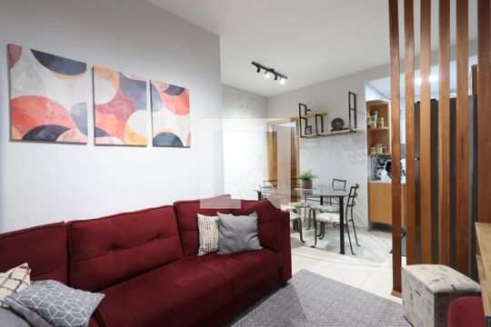 Sala de apartamento à venda com 2 quartos, 60m² em Parque Sevilha, São Paulo