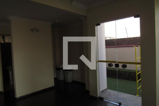 Área comum de apartamento para alugar com 3 quartos, 80m² em Vila Osasco, Osasco