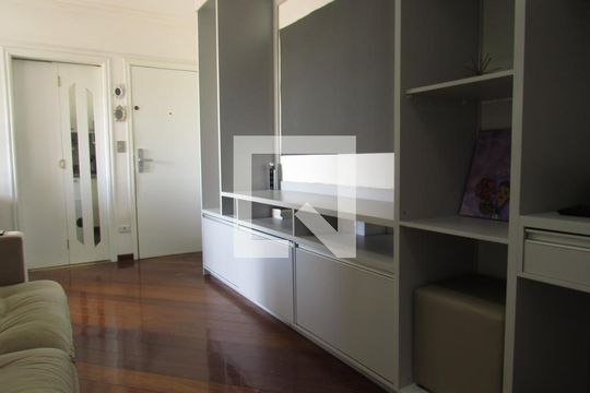 Sala de apartamento à venda com 3 quartos, 80m² em Vila Osasco, Osasco