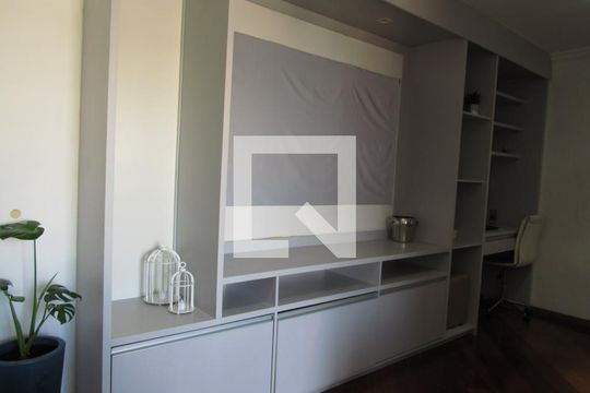 Sala de apartamento à venda com 3 quartos, 80m² em Vila Osasco, Osasco