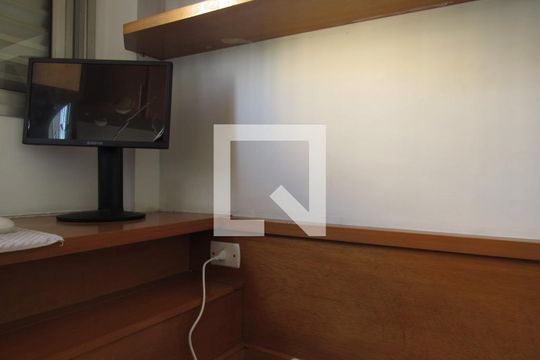 Quarto 3 de apartamento para alugar com 3 quartos, 80m² em Vila Osasco, Osasco