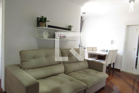 Sala de apartamento à venda com 3 quartos, 80m² em Vila Osasco, Osasco