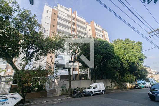 Fachada de apartamento para alugar com 3 quartos, 134m² em Vila Gumercindo, São Paulo