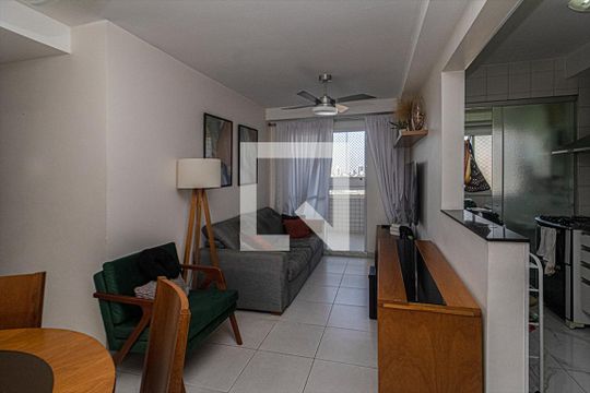 Sala de apartamento para alugar com 3 quartos, 134m² em Vila Gumercindo, São Paulo