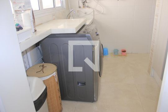 Área de serviço de apartamento à venda com 3 quartos, 198m² em Jardim Santa Mena, Guarulhos