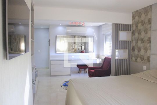 Suíte 1 de apartamento à venda com 3 quartos, 198m² em Jardim Santa Mena, Guarulhos