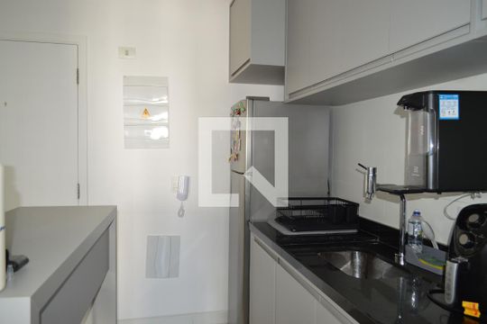 Cozinha de apartamento à venda com 1 quarto, 46m² em Vila Mariana, São Paulo