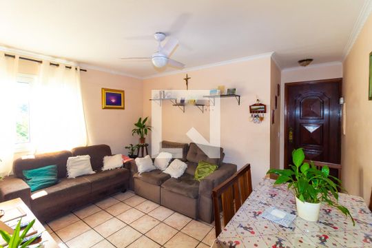 Sala de apartamento para alugar com 3 quartos, 72m² em Sítio Pinheirinho, São Paulo