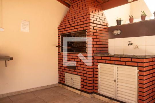 Área comum - Churrasqueira de apartamento para alugar com 2 quartos, 49m² em Chácara Inglesa, São Paulo