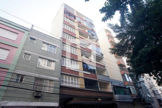 Fachada de apartamento à venda com 1 quarto, 54m² em Centro Histórico, Porto Alegre